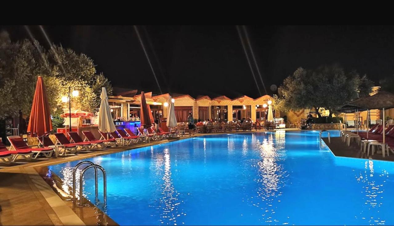 Alize Resort Hotel Yenifoca Exteriér fotografie